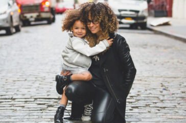 mother-pose-with-daughter